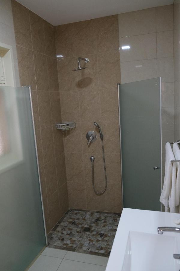 Hermon Suites マジダル・シャムス エクステリア 写真